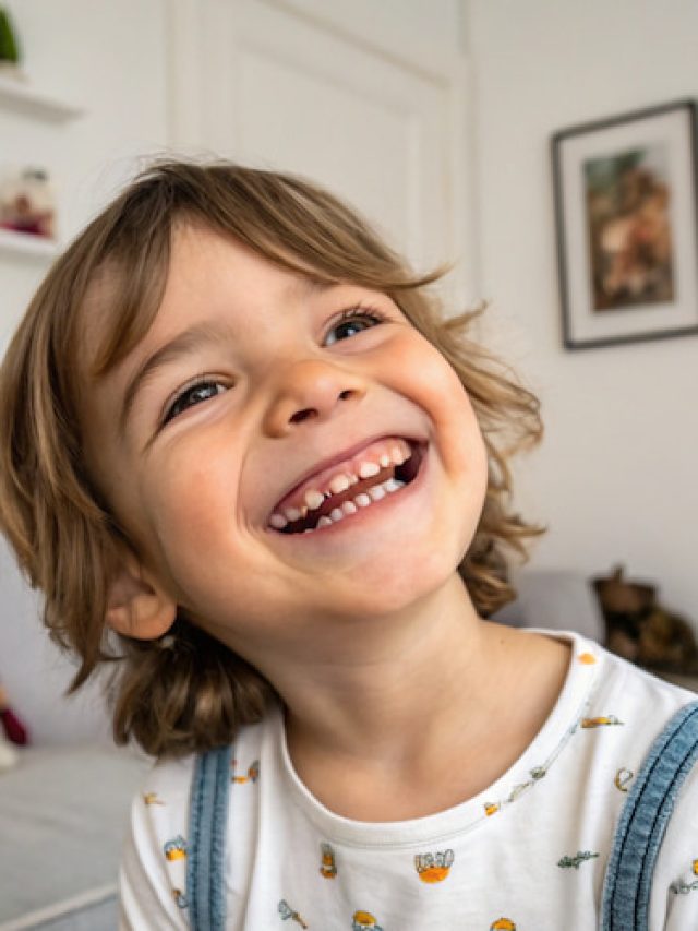 a-child-with-tooth-loss