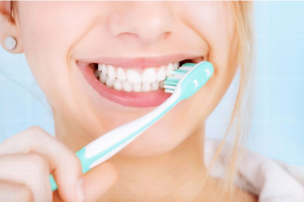 how to make your veneers last longer: effective brushing techniques