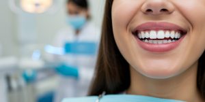 Best Teeth Whitening Options and Alternatives for a Bright Smile