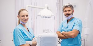 Cosmetic Dentist vs Emergency Dentist